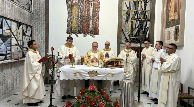 INAUGURACJA W DOMU FUNDACJI